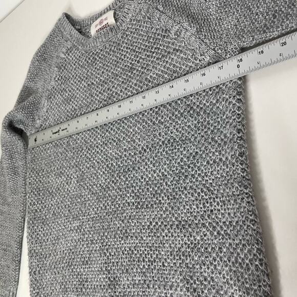 So Perfect Long Sleeve Crew Neck Curved Hem Ribbed Knit Pullover Sweater Gray L - Picture 8 of 10